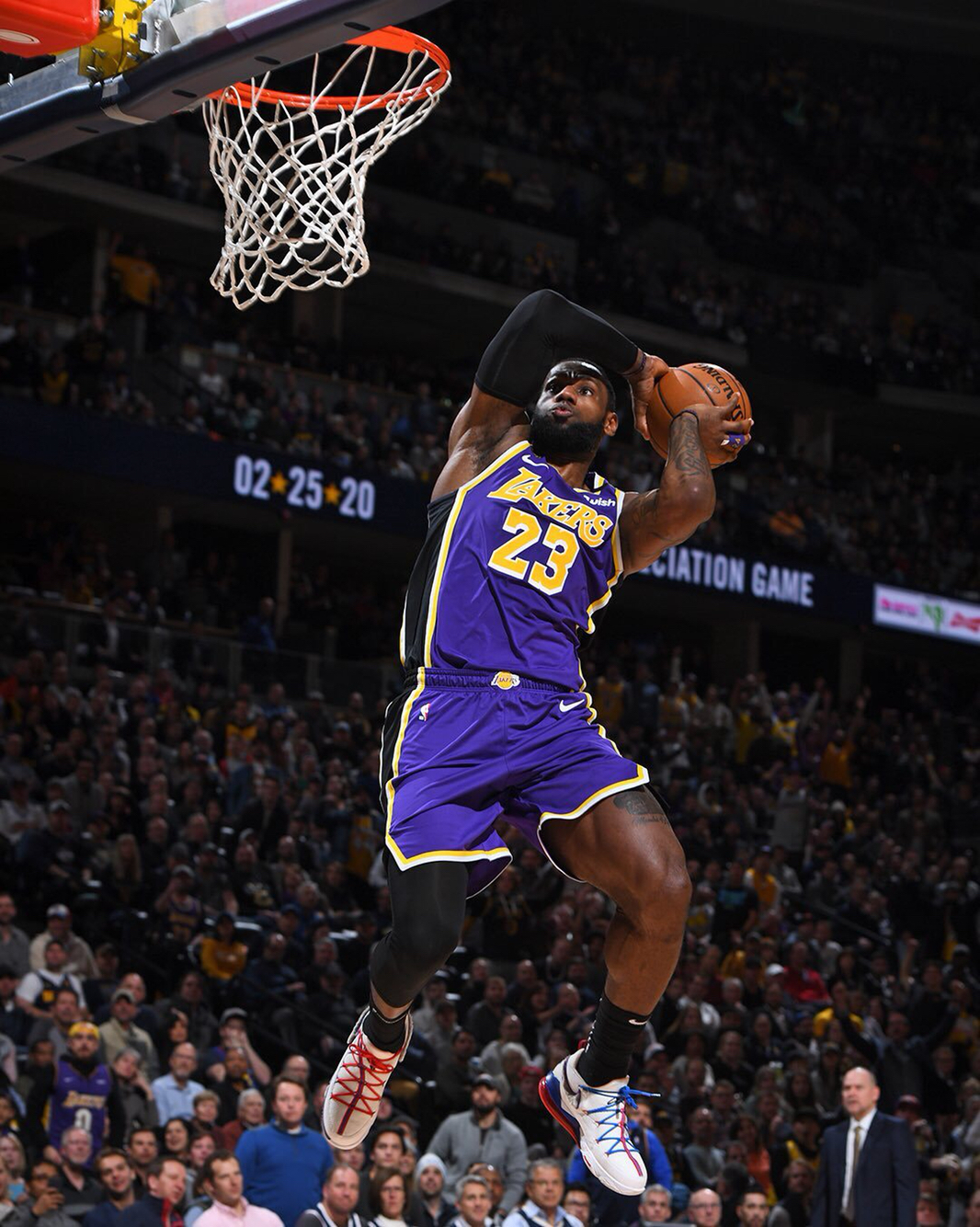 保罗差点穿 保罗差点穿